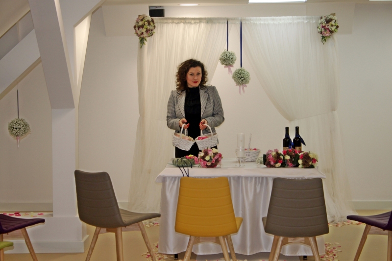 szertartasvezeto_Antal_Katalin_brill eskuvo