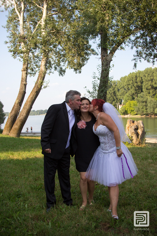 noi-ceremoniamester-eskuvoi-segito-antal-katalin-brill-eskuvo-erika-feri